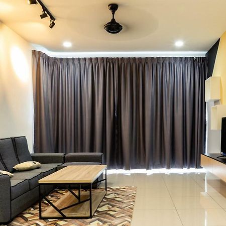 Southwest Designer Suite By D Imperio Homestay Penang Bayan Lepas Bagian luar foto