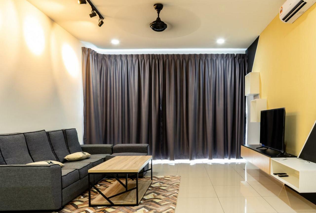 Southwest Designer Suite By D Imperio Homestay Penang Bayan Lepas Bagian luar foto